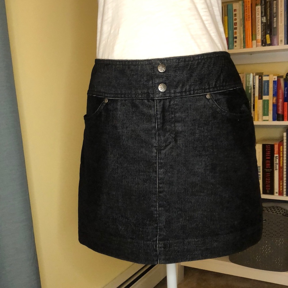Athleta Black Corduroy Mini Skirt - Size 6P